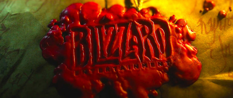 Logo Blizzard fait à la cire, pour présenter les nouvelles statuettes faites en résine.