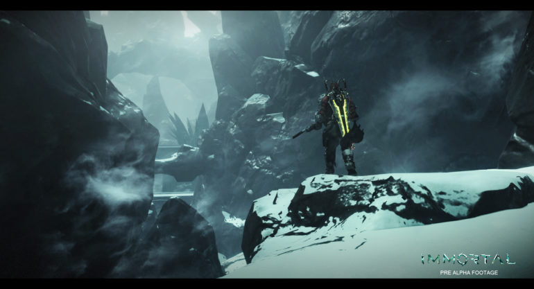 Immortal Unchained : Un homme dans un paysage montagnard recouvert de neige.