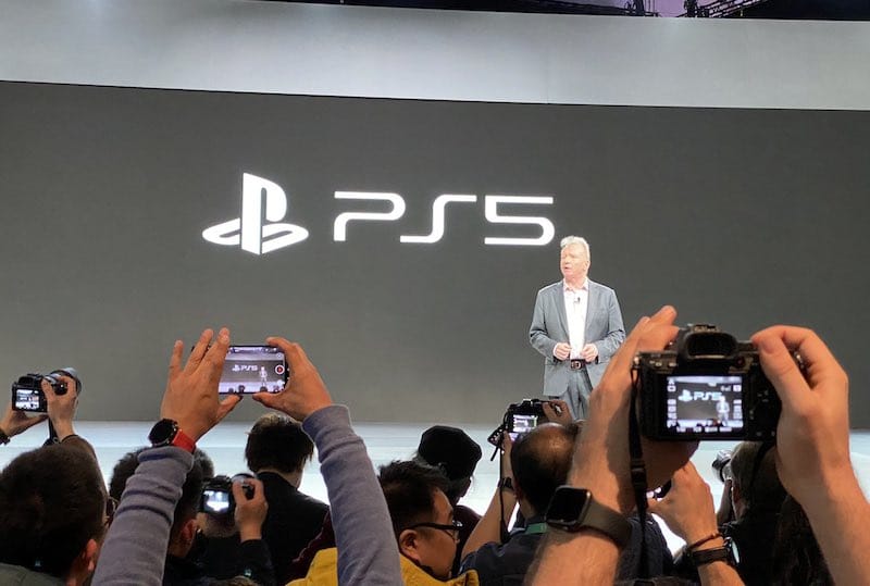 PS5 – Sony en montre peu au CES 2020, des photos des manettes fuitent