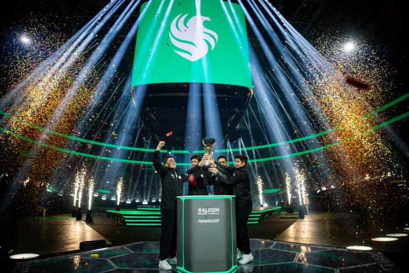 Team Falcons - Victoire au major de Raleigh