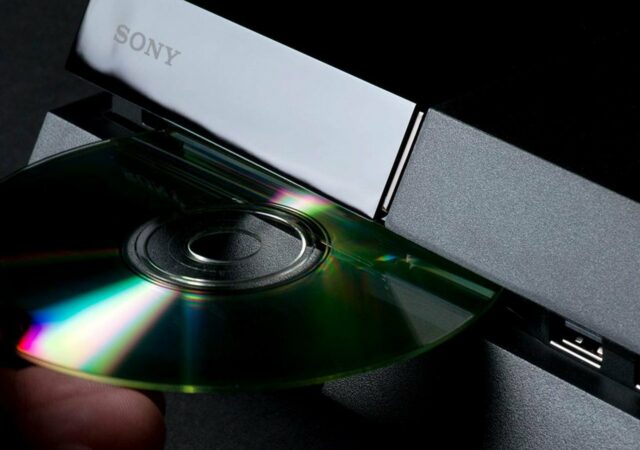 Sony douche les espoirs des partisans du jeu physique et confirme la fin du disque PlayStation.